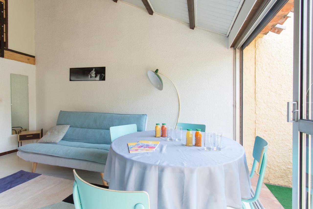 Village Vacances Le Lion De Mer Saint-Raphael  Bagian luar foto