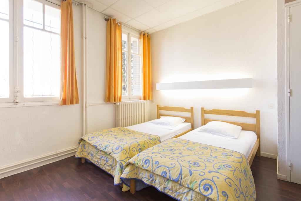 Village Vacances Le Lion De Mer Saint-Raphael  Bagian luar foto