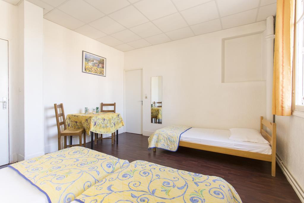 Village Vacances Le Lion De Mer Saint-Raphael  Bagian luar foto