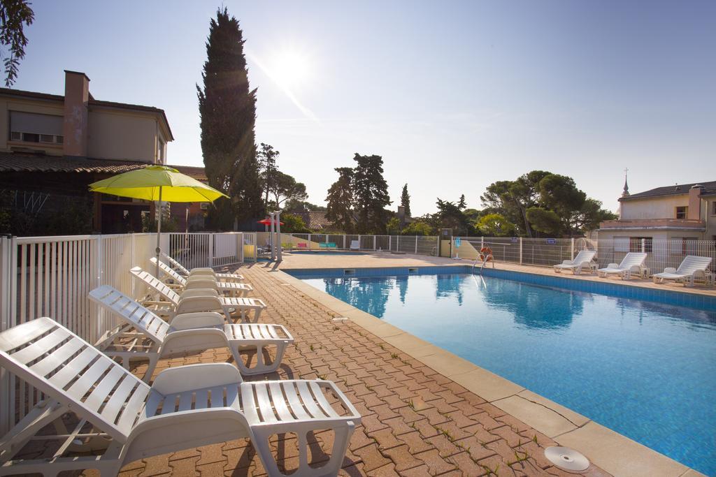 Village Vacances Le Lion De Mer Saint-Raphael  Bagian luar foto