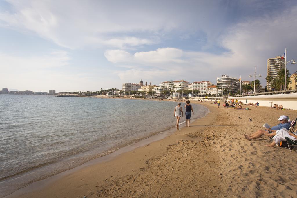 Village Vacances Le Lion De Mer Saint-Raphael  Bagian luar foto