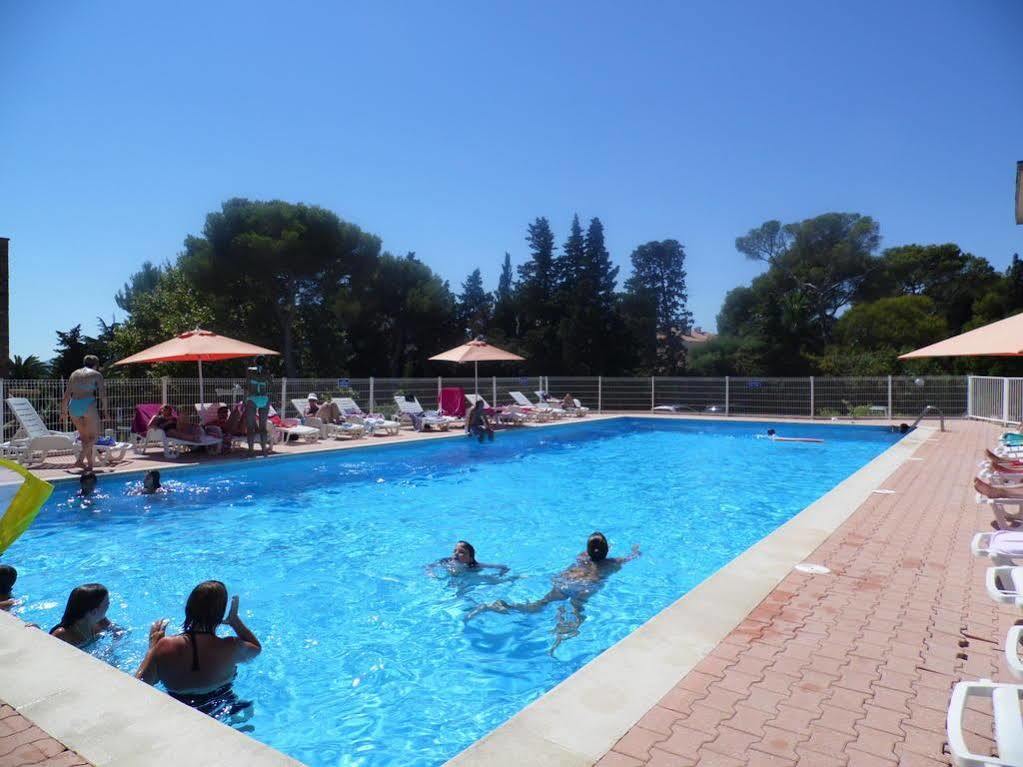 Village Vacances Le Lion De Mer Saint-Raphael  Bagian luar foto